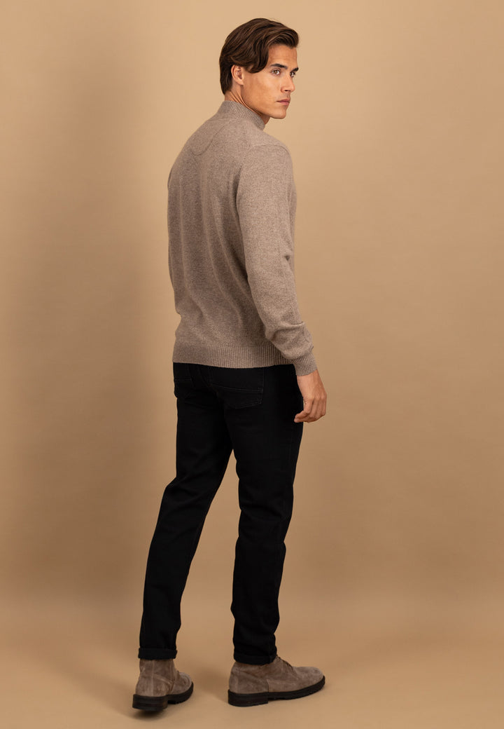 #farbe_light-taupe