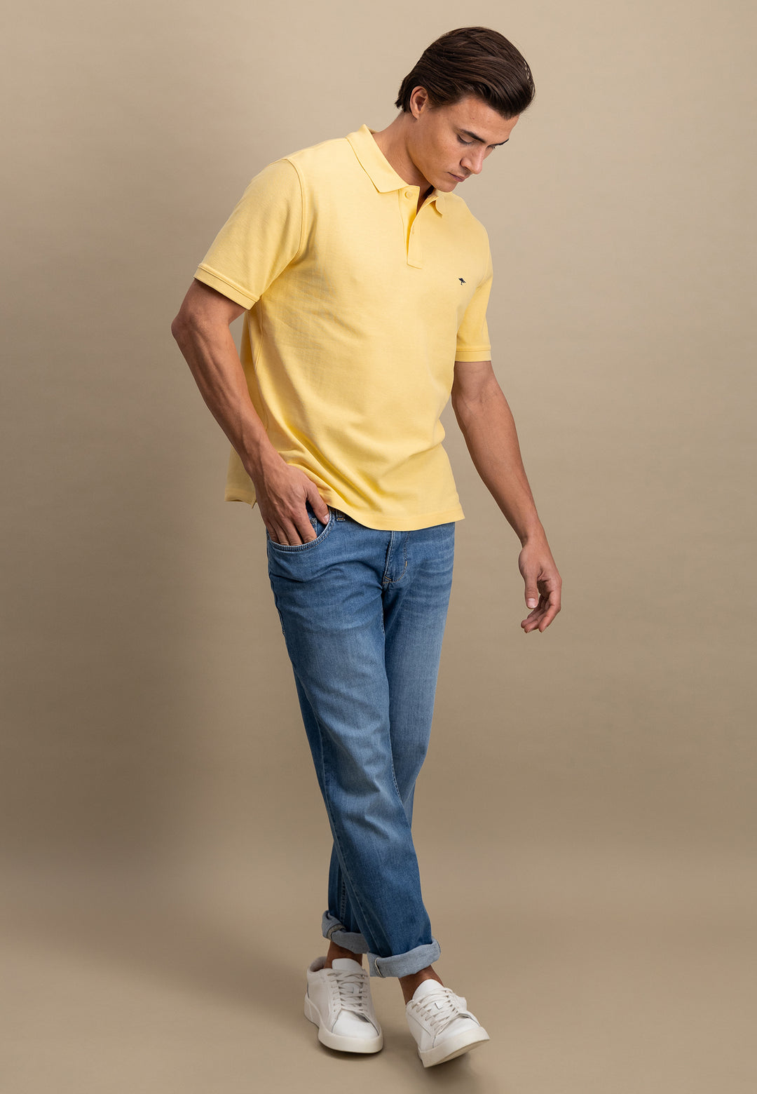#farbe_pale-yellow