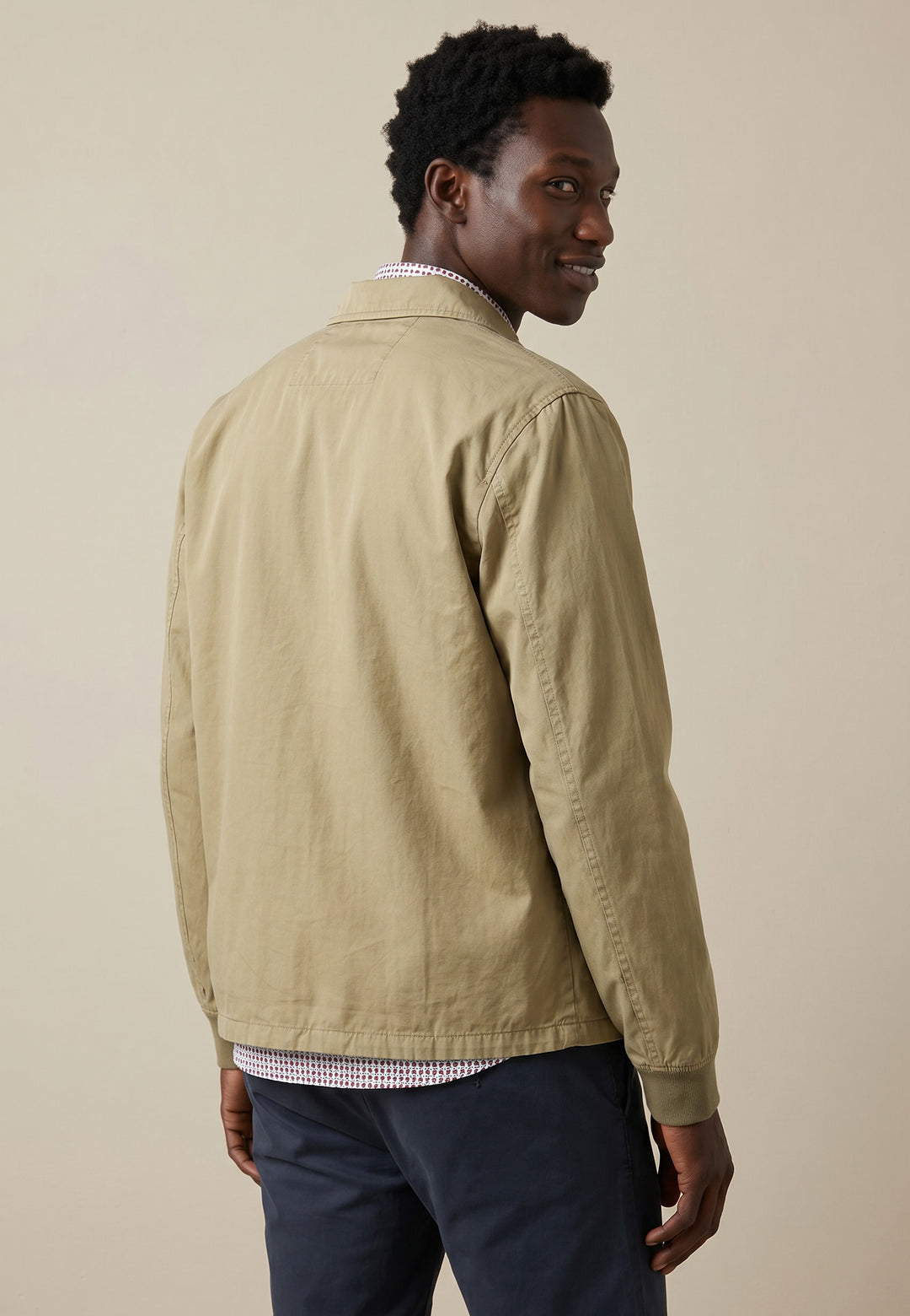 #farbe_dark-khaki