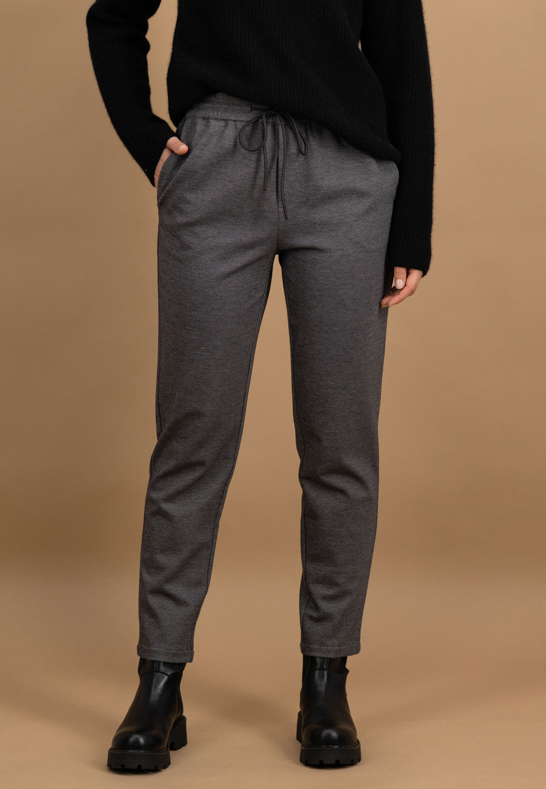 #farbe_alloy-grey
