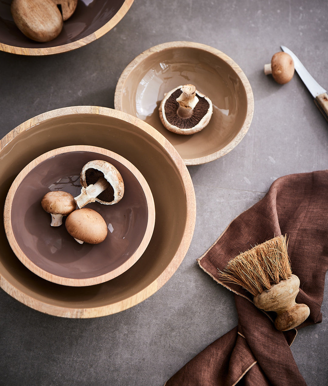 #farbe_walnut