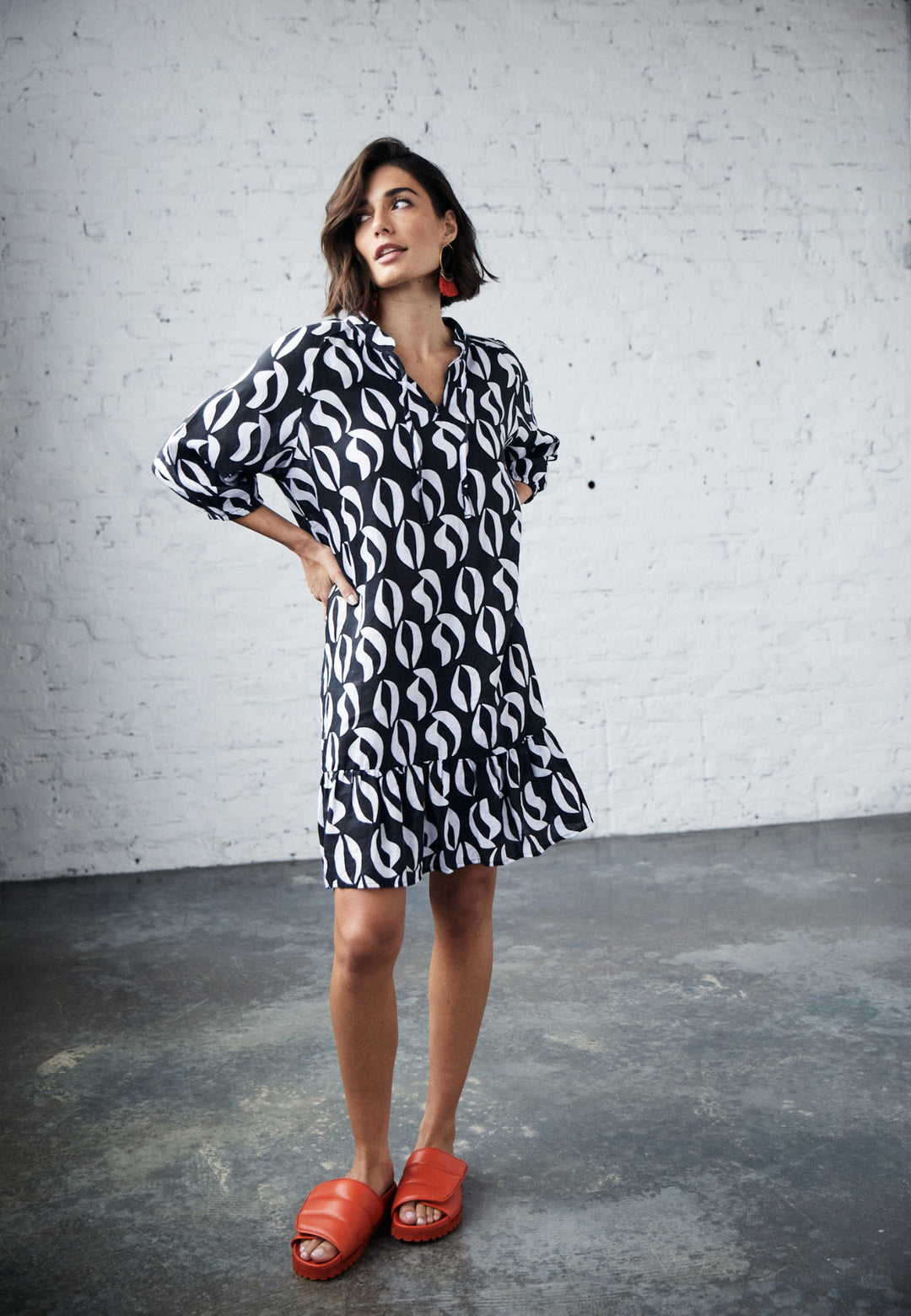 Tunic dress with flounce – FYNCH-HATTON | Offizieller Online Shop | Sommerkleider