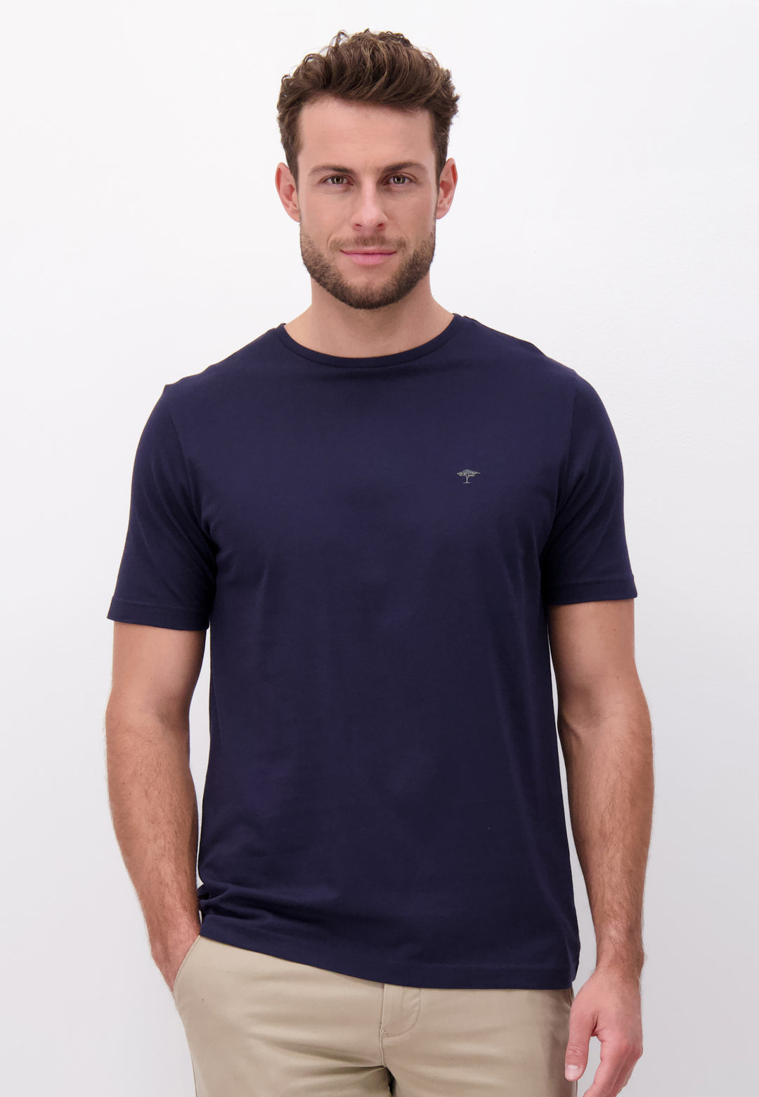 T-shirt with round neck – FYNCH-HATTON | Offizieller Online Shop